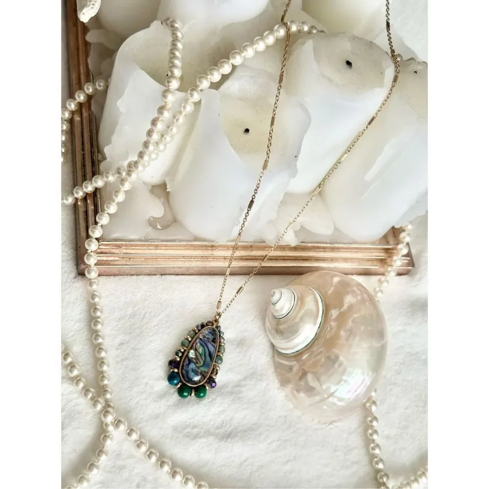 Abalone seashell color beaded pendant bohemian style necklace